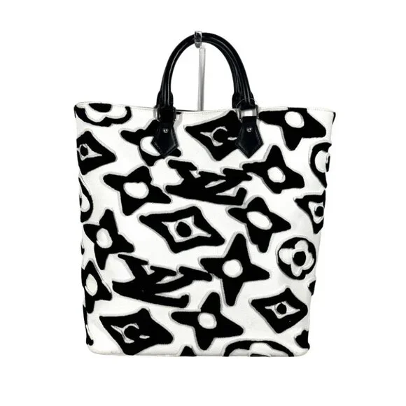 LOUIS VUITTON M45567 Tufted Monogram LVXUF Cabas Shoulder Bag Tote Bag - Picture 2 of 16